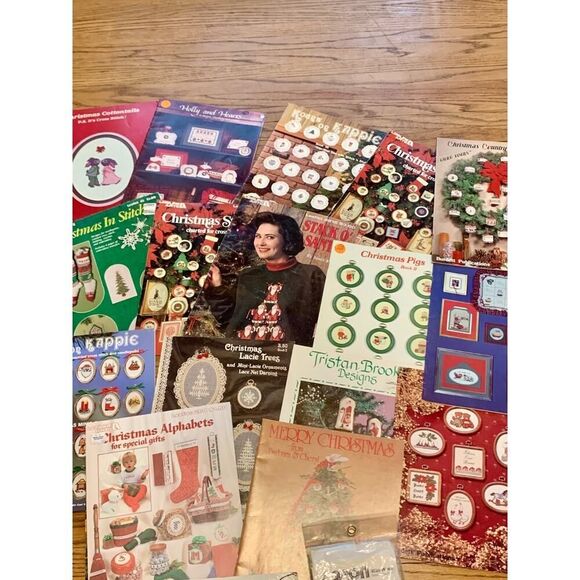 VTG Lot of 19 Count Cross Stitch Pattern Book Kit Christmas Santa Tree Craft 90s - Picture 13 of 13